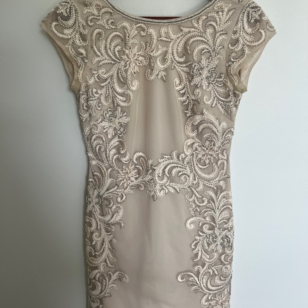 Aidan Mattox Cream Sheath Dress with Cap Sleeves - Size 4